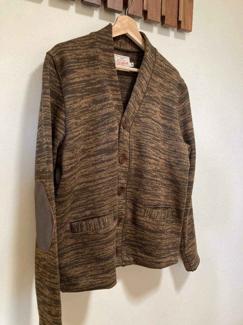 Dehen 1920 Men's Collegiate Cardigan with Leather Elbow Patches, NWoT